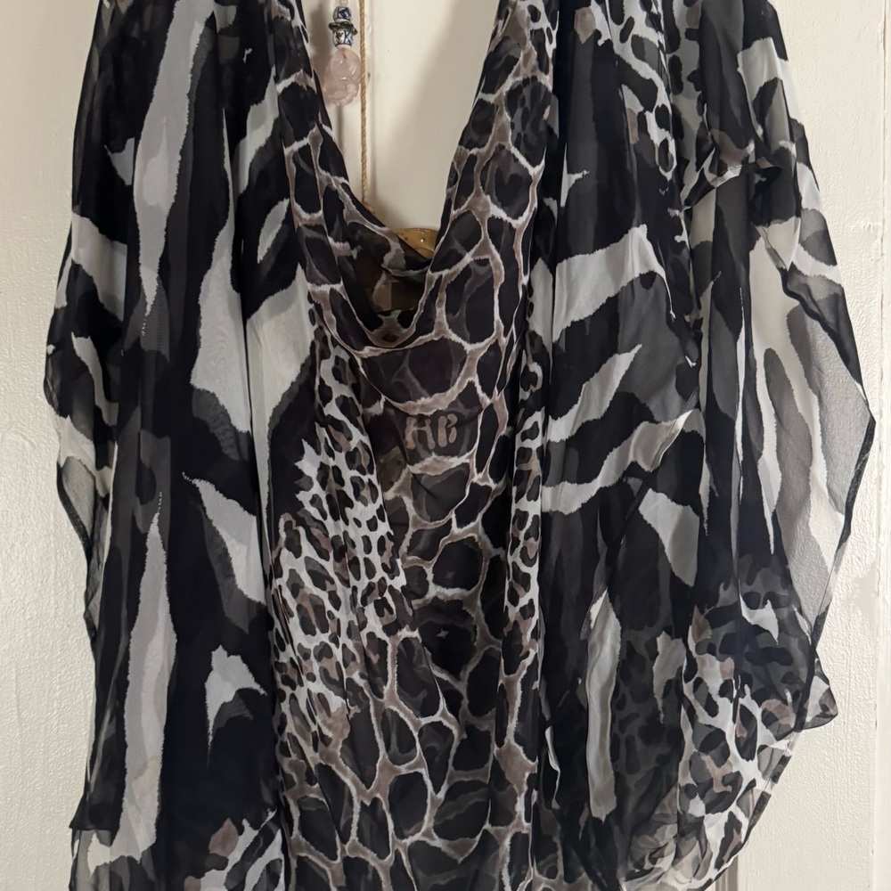 Henri Bendel Black and Gray Patterned Silk Poncho